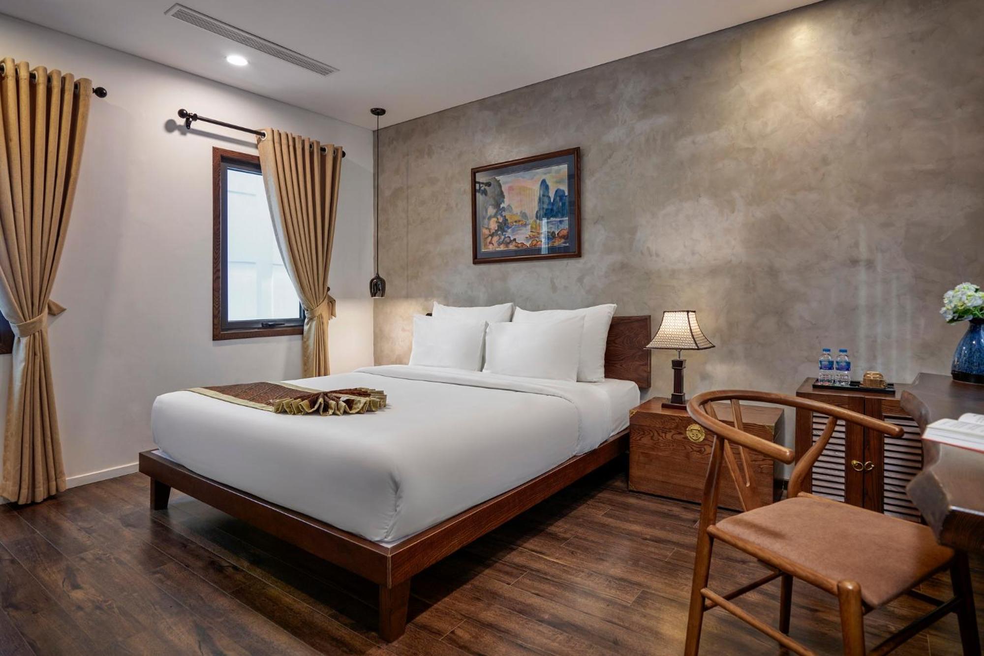 Draha Halong Hotel - Serenity, Charm And Nature - Preferred By Western Travelers Hạ Long Exterior foto